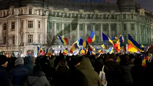 SOCIAL Sute de persoane la „protestul împotriva Legii Vexler”, organizat de Claudiu Târziu și susținut de AUR