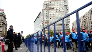 Marş împotriva discriminării în Alba Iulia: Aproape o sută de persoane de etnie romă au participat la manifestare