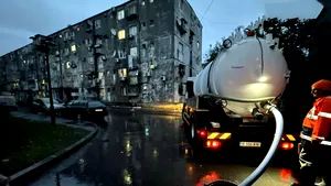 Primăria Sectorului 5 a intervenit pentru salubrizarea Aleii Livezilor. A urmat o adevărată „desfășurare de forțe” (P)