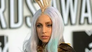 Lady Gaga va lansa un brand de apă plată