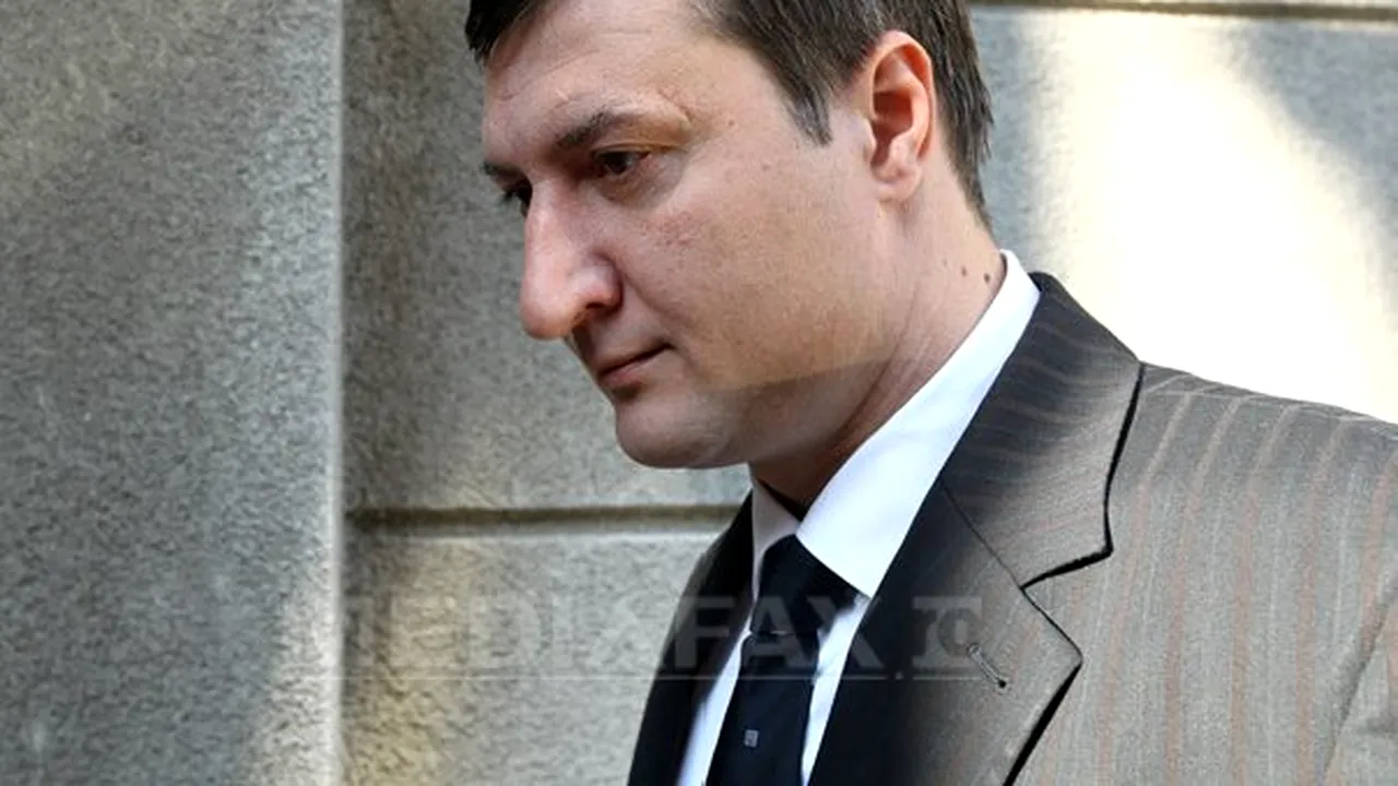 Fostul deputat Dan Păsat, audiat la DNA în dosarul privind cărţile scrise de deţinuţi