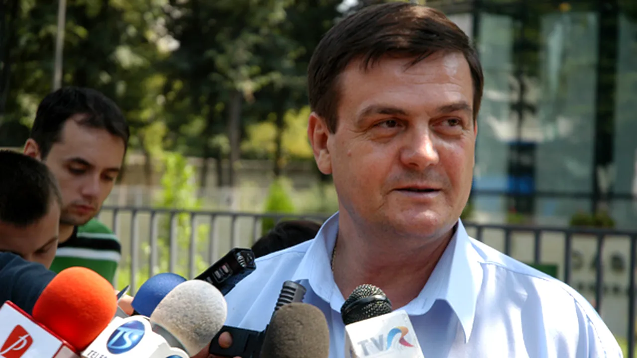 Condescu: Ne cerem scuze dacă arbitrul s-a simţit vreun moment jignit