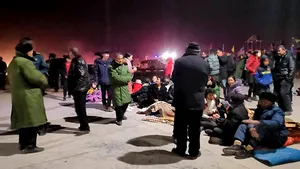 Cutremur de 6,4 în nord-vestul Chinei: Cel puţin o persoană a murit, iar alte două au fost rănite. Seismul, urmat de opt replici