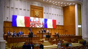 Moțiunea de cenzură depusă de AUR împotriva Guvernului Bolojan, prezentată joi în plenul reunit al Parlamentului