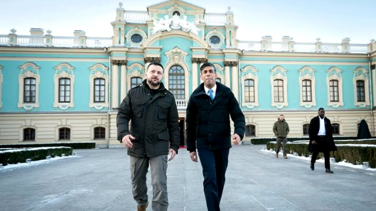 Războiul din Ucraina, ziua 689. Sunak este la Kiev: acord de securitate fără precedent / Atac puternic cu rachete ruseşti în timpul nopţii, inclusiv cu rachete hipersonice Kinjal / Şi noul ministru francez de externe a descins în capitala Ucrainei . Zelenski va merge la Davos, unde se întâlnesc economiştii lumii