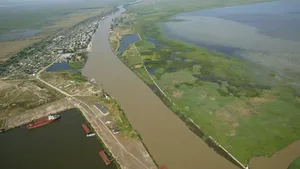 Marea Neagră înaintează pe Dunăre. Apa sărată poate ajunge la 25 km în interiorul Deltei. Pericol pentru apa potabilă