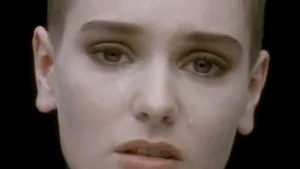 Scrisoarea lui Sinead O’Connor pentru Miley Cyrus: 
