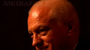 Stoica: E inadmisibil ca TVR să aibă şef un director demis; să sprijinim grupuri media independente