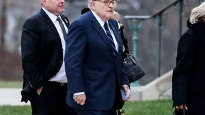 Asociat al lui Rudy Giuliani, avocatul lui Donald Trump, acuzat că a primit un milion de dolari de la un oligarh ucrainean