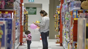 Protecţia Consumatorilor a aplicat amenzi uriaşe comercianţilor de jucării. Zeci de mii de produse, retrase definitiv de pe piaţă | FOTO