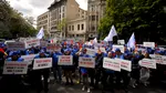 UPDATE. Protest al sindicaliștilor de la Apele Române în Capitală. Ce nemulțumiri au / Diana Buzoianu: Protestul e organizat de un sindicat care reprezintă 30% din angajaţi
