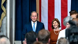 La douăzeci și cinci de ani după 11 septembrie, George W. Bush își expune picturile inspirate de atacuri