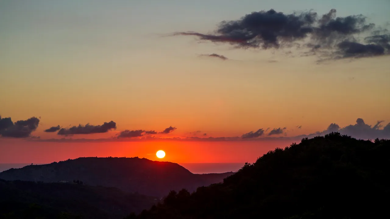 METEO Vremea se menţine mai caldă decât cea normală în următoarele patru săptămâni