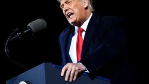 Donald Trump a fost confirmat pozitiv pentru COVID-19. Care au fost declaraţiile preşedintelui până acum