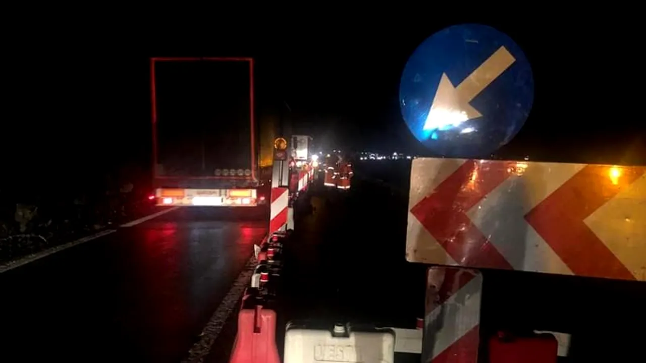 O conductă de apă s-a spart pe Valea Oltului şi a format gropi pe DN 7, între Vâlcea şi Sibiu