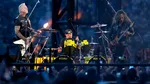 Metallica își îndeamnă fanii să doneze sânge și plasmă înaintea turneului din Marea Britanie