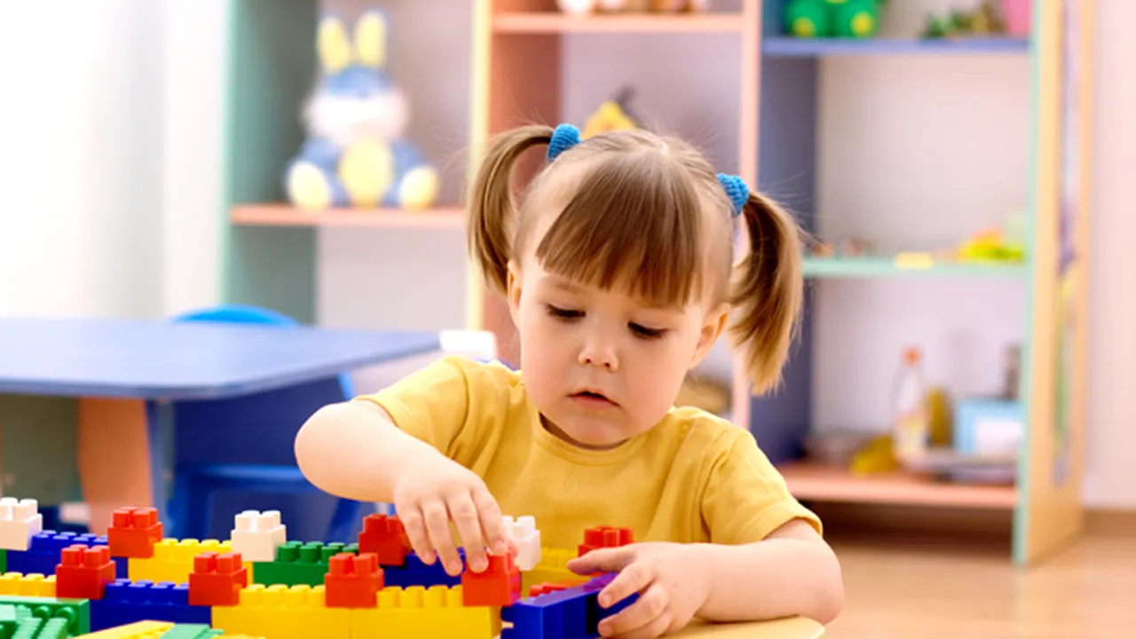 Creşele cu program săptămânal se pot înfiinţa doar excepţional, a decis Senatul. Motivaţia iniţiatorilor