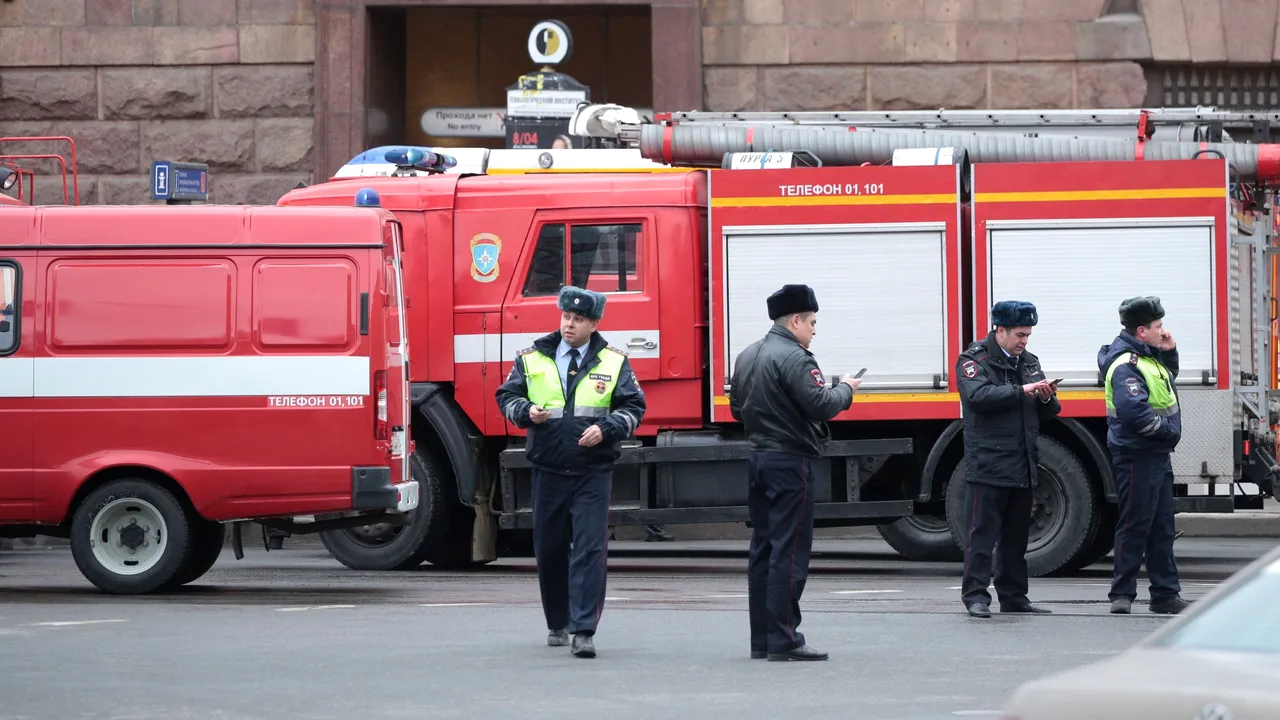 O clădire a Universităţii din St. Petersburg s-a prăbuşit parţial: Cel puţin 21 de oameni, prinşi sub dărâmături  | FOTO, VIDEO