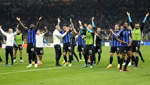 Inter Milano e în finala Ligii Campionilor după 13 ani, după ce a învins marea rivală 