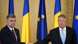 COMENTARIU Sorin Avram: Lui Iohannis nu i-a ieşit cu ”România educată”. Are şanse cu ”România vindecată”