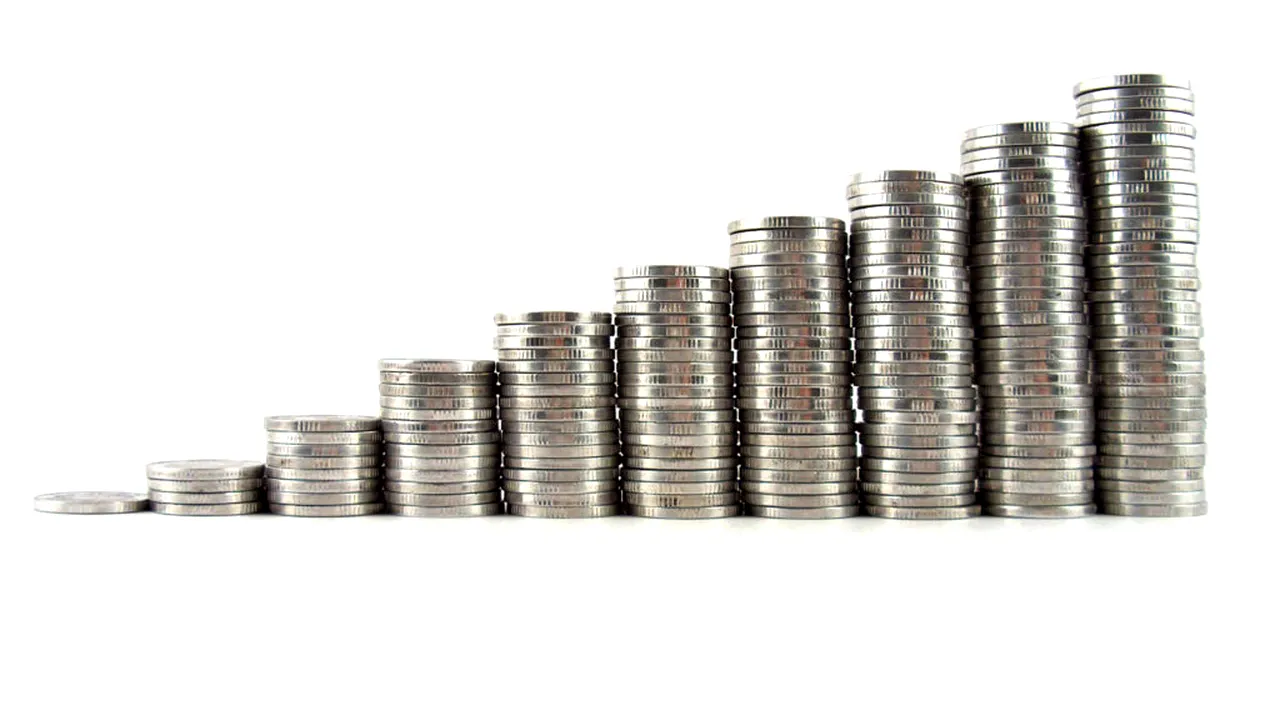 Curs valutar 22 iulie. Euro a crescut ușor, la fel și aurul