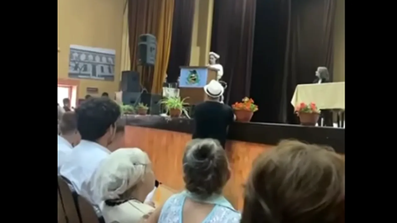 Cuvintele Iuliei Cociuba au împărţit opinia publică: şcoala m-a învăţat să mint