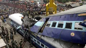 Al doilea accident FEROVIAR GRAV, în decurs de o săptămână, în Africa de Sud: aproximativ 200 de persoane, rănite în urma unei coliziuni 