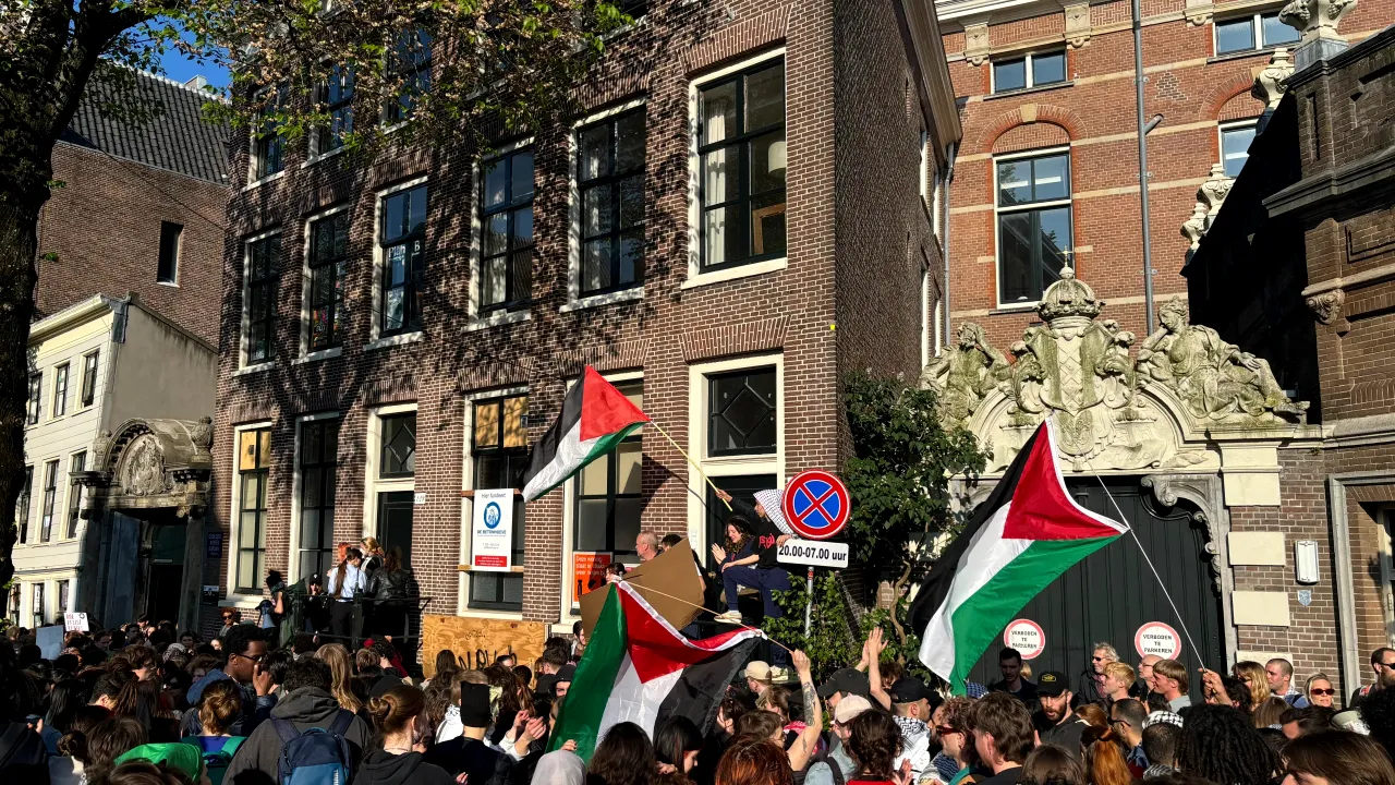 Manifestare pro-palestiniană la Amsterdam, deşi demonstraţiile au fost interzise în oraş 