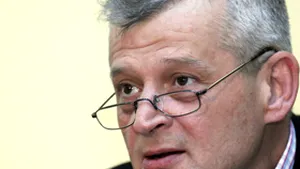 Oprescu: Nu m-am văzut cu Geoană, nu m-a sunat, nu m-a invitat la CEX