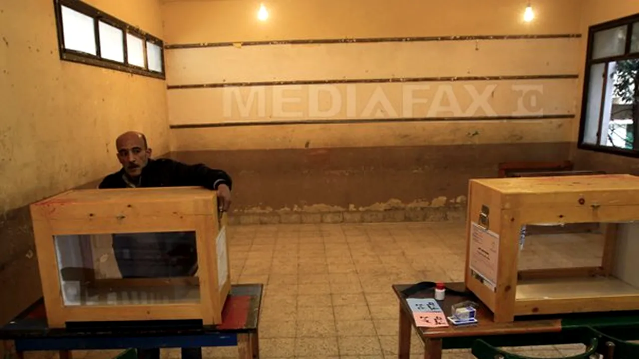 Egiptenii au început să voteze în primul scrutin legislativ după înlăturarea lui Hosni Mubarak