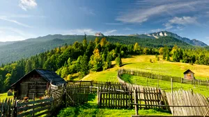 Ernst & Young: România poate fi o atracţie turistică pentru noile generaţii, care caută destinaţii izolate