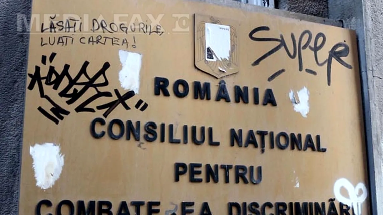 Sondaj privind discriminarea: Persoanele cu HIV, cele mai discriminate. Politicenii, cei care discriminează cel mai mult