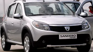 Vânzările de automobile noi din România au scăzut la şapte luni cu 52,5%