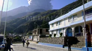 Autorităţile din Peru au decretat stare de urgenţă în zona Vulcanului Ubinas 