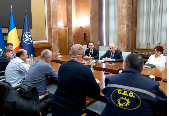 DECLARAȚII Ilie Bolojan s-a întâlnit cu reprezentanții Complexului Energetic Oltenia. Ce le-a spus premierul minerilor