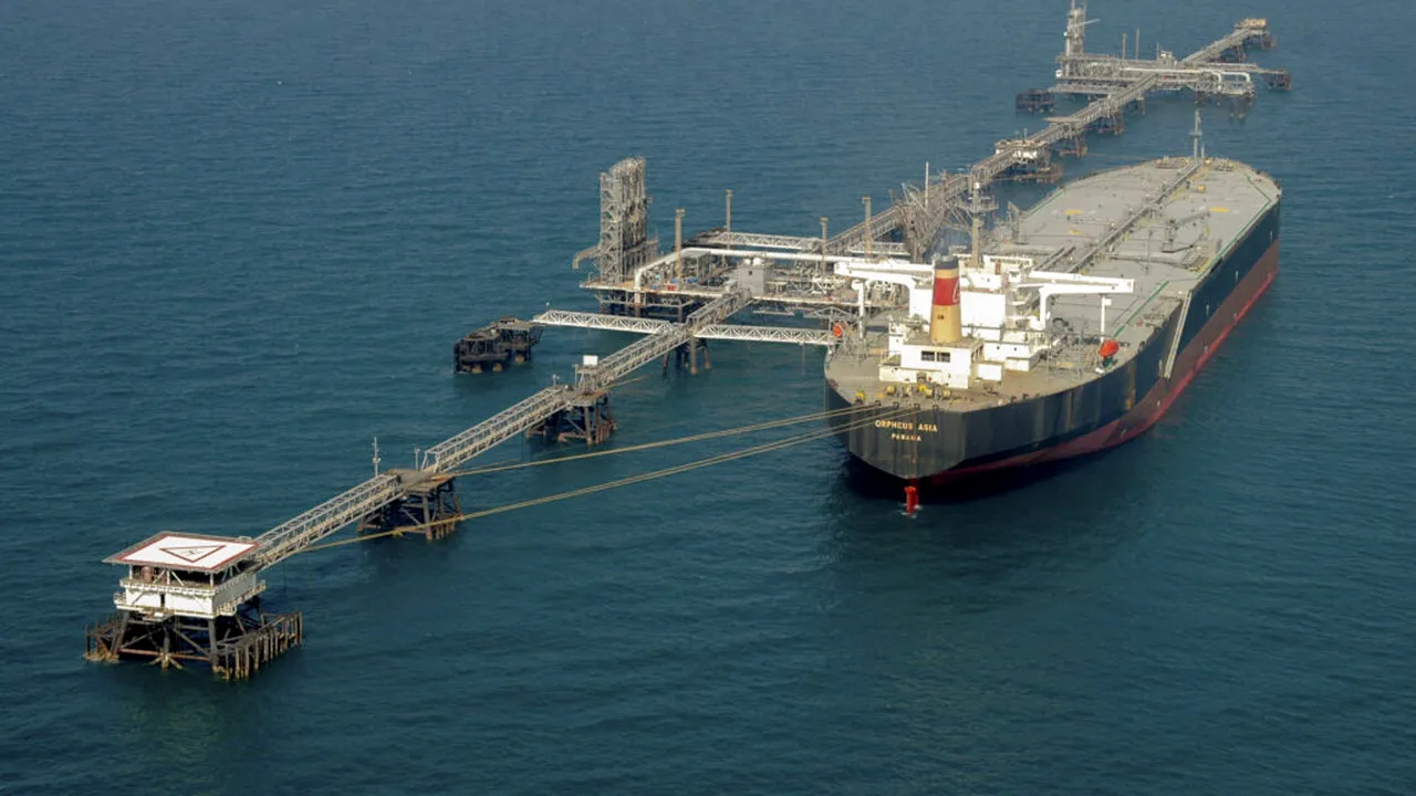 Prețul petrolului scade după acordul dintre SUA și Iran privind Strâmtoarea Ormuz