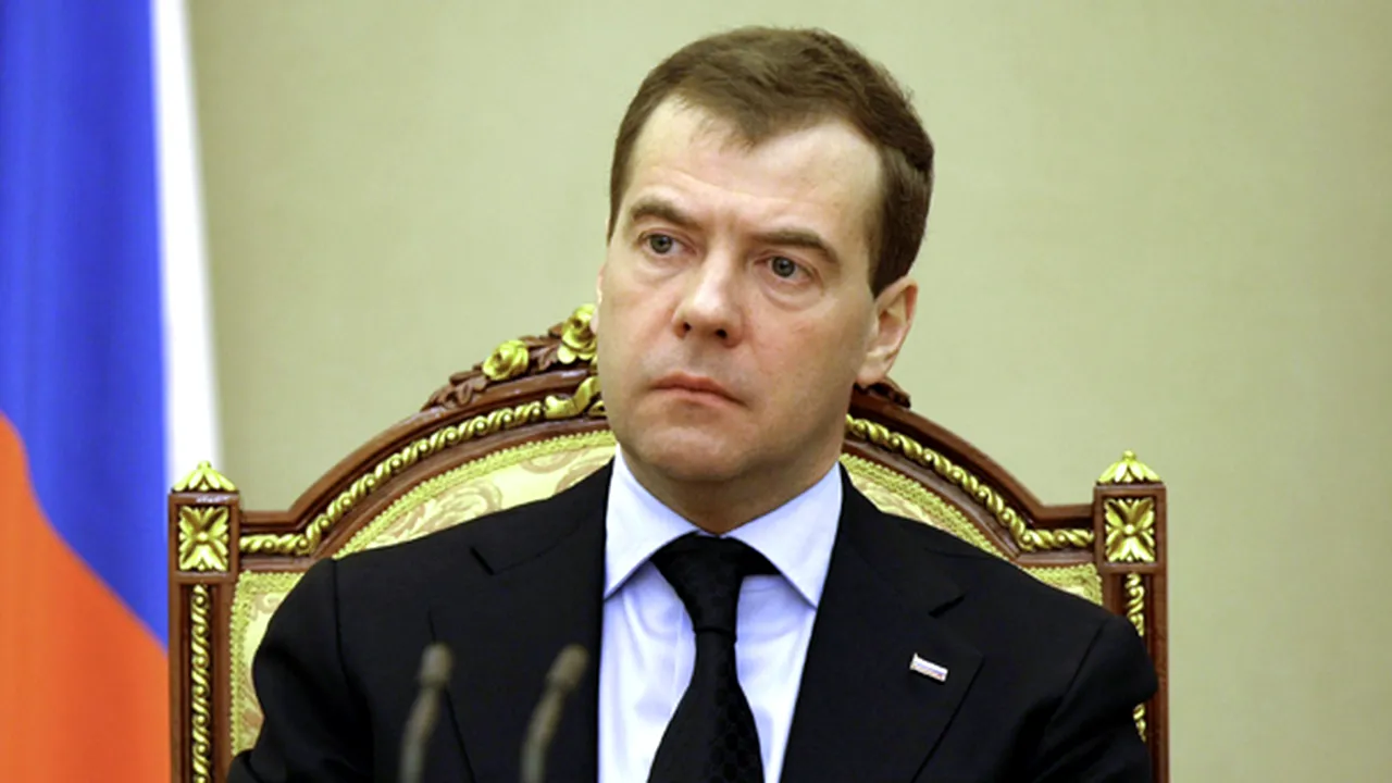 Medvedev: Kîrgîzstanul este în pragul unui război civil