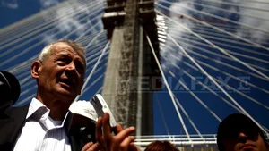Oprescu: Deschiderea Pasajului Basarab, o chestie de ore şi de zile. Trei zile vor fi făcute probe