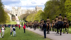 Prinţul Philip, înmormântat sâmbătă la Castelul Windsor. Sicriul va fi purtat de un Land Rover proiectat chiar de duce