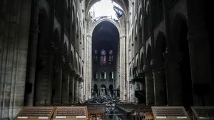 Consiliul judeţean din România care donează 100.000 de lei pentru reconstrucţia Catedralei Notre-Dame