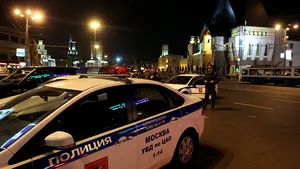 Mii de persoane, evacuate din gări situate în Moscova, din cauza unor alerte cu bombă