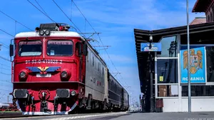 Transportul feroviar de călători trece duminică la ora de vară