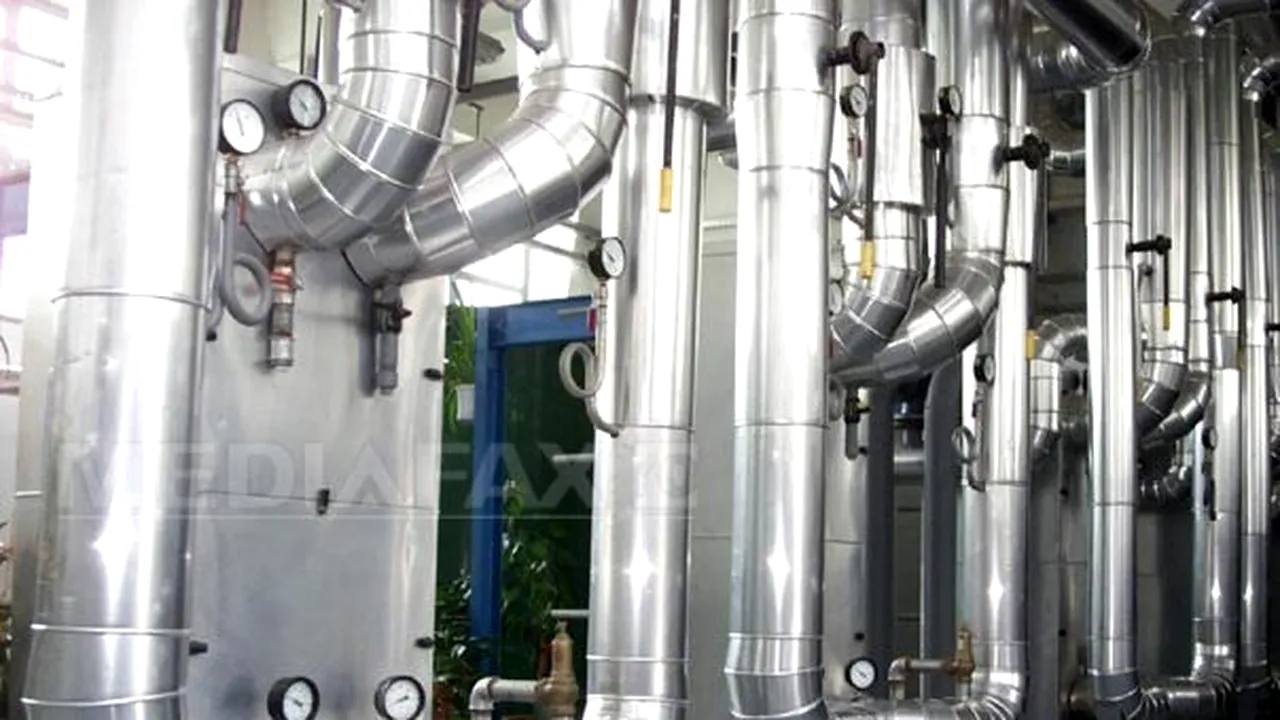 Guvernul împrumută din nou combustibil producătorilor de energie electrică şi termică