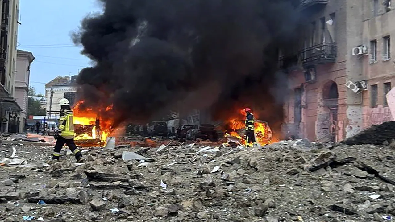 Războiul din Ucraina, ziua 616. Ruşii atacă civilii ucraineni. Kremlinul neagă şi susţine că au vizat obiective militare