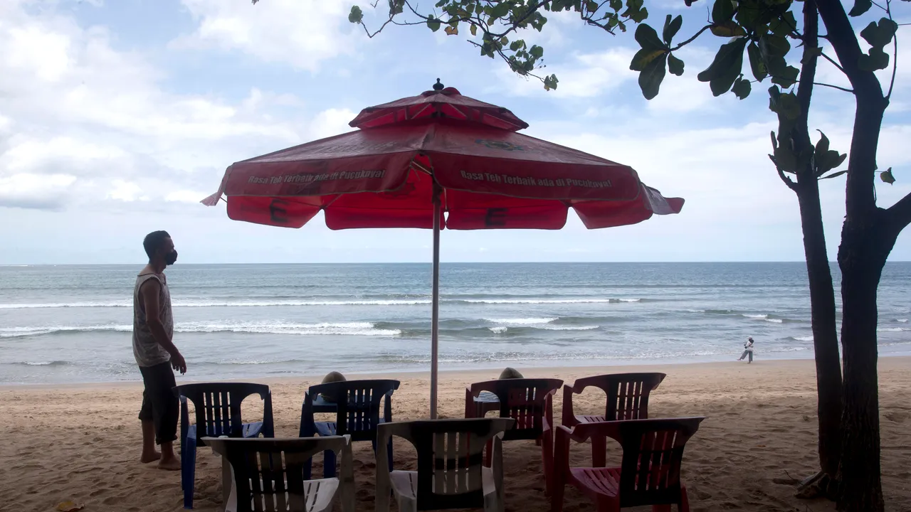 Insula Bali a introdus o taxă pentru turiştii străini, chiar de Ziua Îndrăgostiţilor
