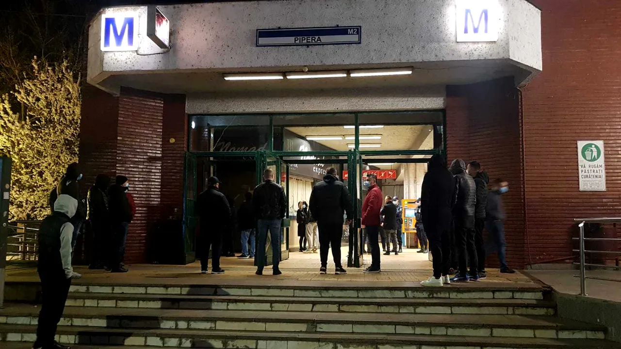 VIDEO Acces restricţionat la staţia de metrou Pipera, pentru evacuarea şi demolarea spaţiilor comerciale. Oamenii sună la 112