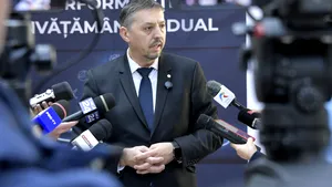 Daniel David anunță că va reintroduce bursele olimpice „pe termen foarte scurt, din prima parte a anului viitor”