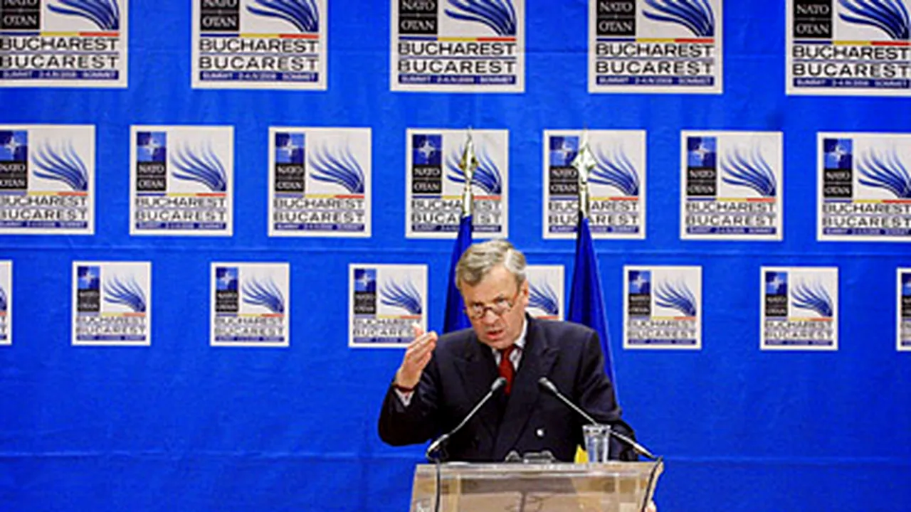 Scheffer: Bucureştiul îmi aminteşte de cel mai mare summit NATO organizat vreodată