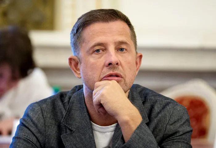 DECLARAȚII Thuma cere 5% din impozitul pe venit al Bucureștiului pentru Ilfov și amenință cu referendum pe deșeuri. Dispută cu Ciucu pe costurile transportului metropolitan