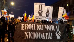 Arad: Manifestări de comemorare a Revoluţei în al doilea oraş unde oamenii au ieşit în stradă